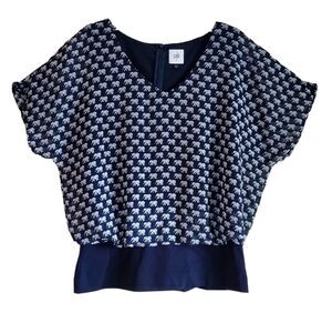CABI Women's S Top Blue Ole Parade Elephant Wide Waist Band Slit Back Lined 36"